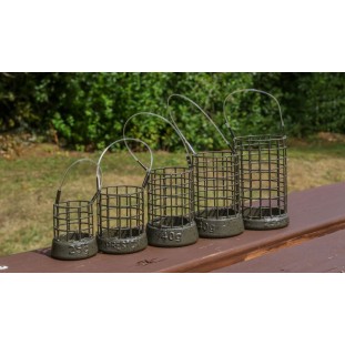 DISTANCE CAGE FEEDER