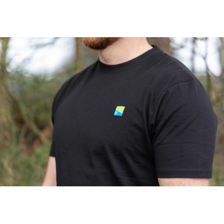 LIGHTWEIGHT BLACK TSHIRT