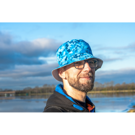 REVERSIBLE BUCKET HAT