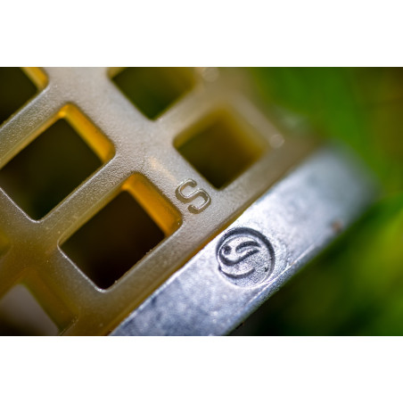 BAIT UP X-CHANGE FEEDER CAGED