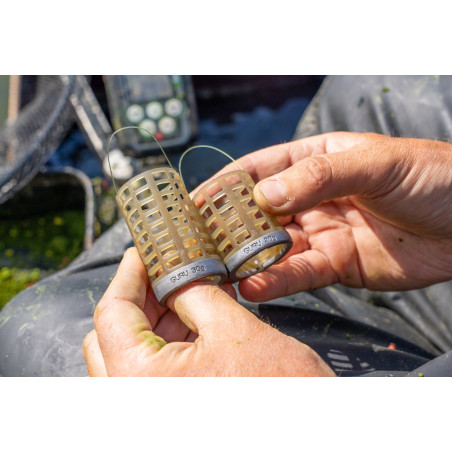 BAIT UP X-CHANGE FEEDER CAGED