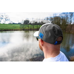 WHITE DRIFT CAP