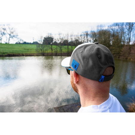 WHITE DRIFT CAP